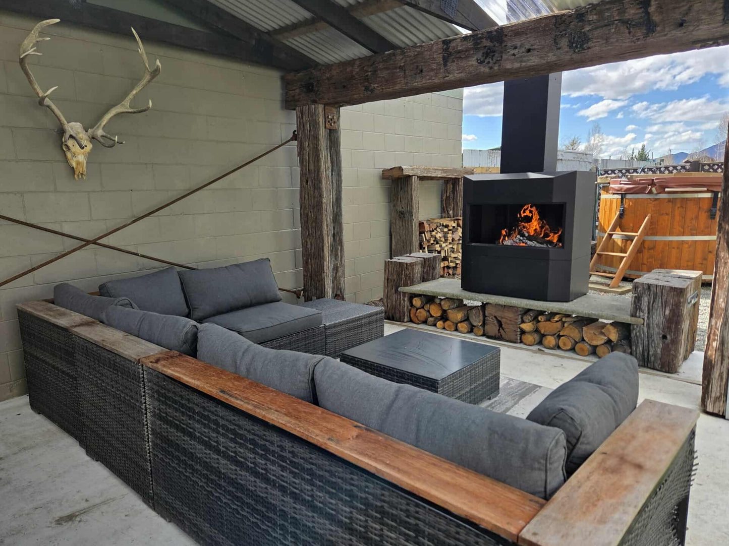 Pique Ascent Outdoor Fireplace