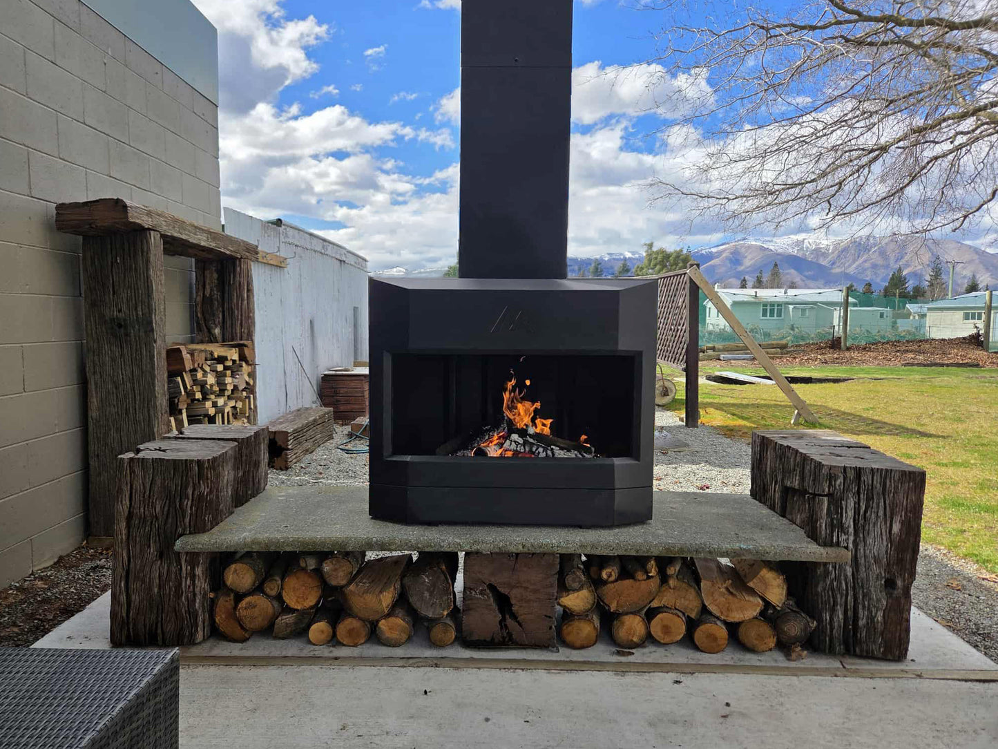 Pique Ascent Outdoor Fireplace